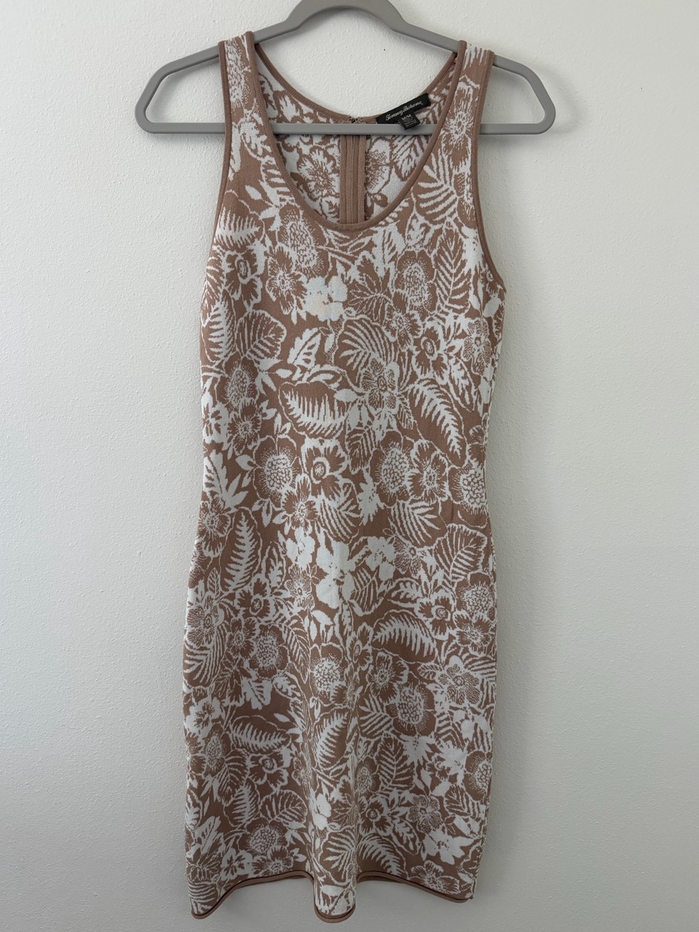 Tommy Bahama Del Lago Nautical Neutral Coastal Tropical Floral dress size medium - Picture 2 of 11